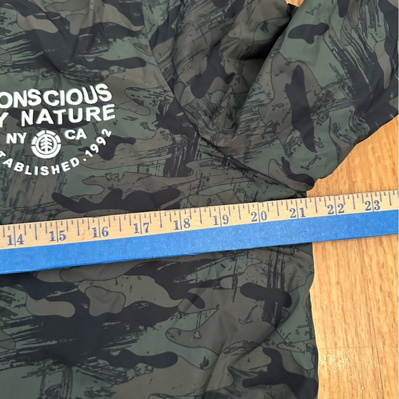 Element Camo Button front Women's  Size L(j5 - Picture 6 of 11